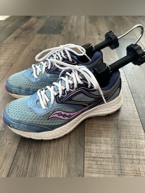 SAUCONY Cohesion 12  Running Shoes Women’s Size 7.5 Blue Purple S10473-3